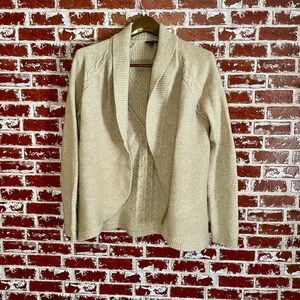 Talbots Beige Merino Wool Cashmere Blend Open Front Cable Knit Cardigan. Medium